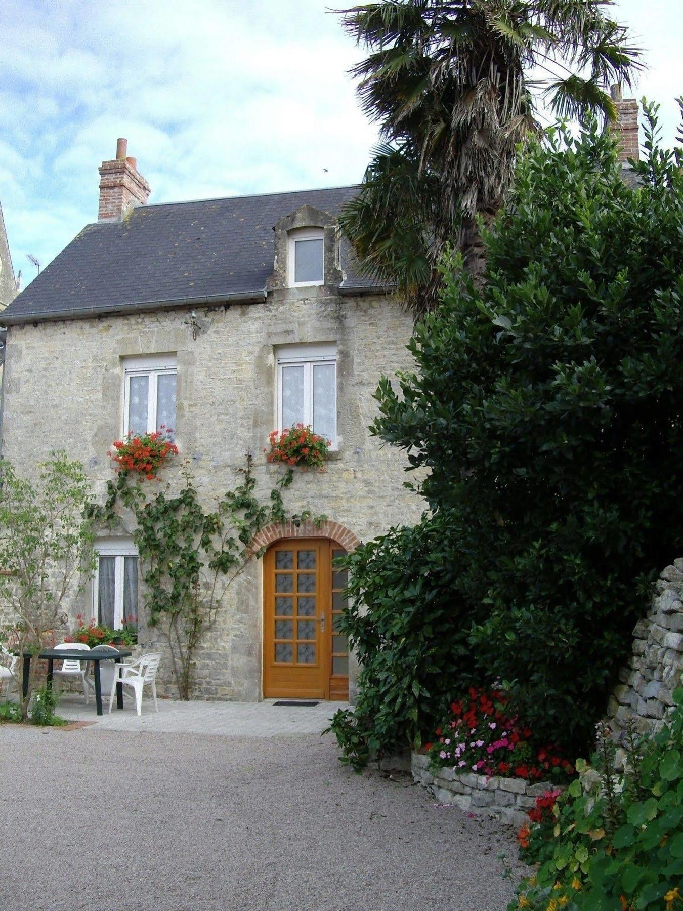 Chambres D'Hotes De L'Eglise Sainte-Mère-Église Екстериор снимка